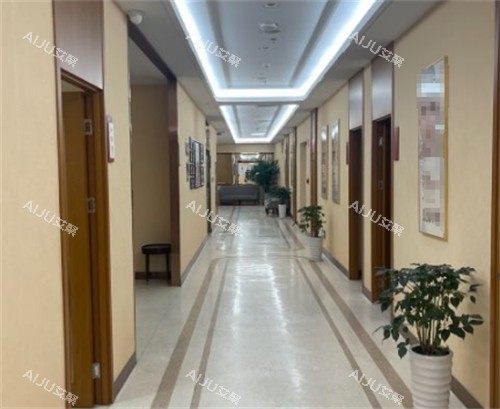 烟台壹美天成整形走廊环境图