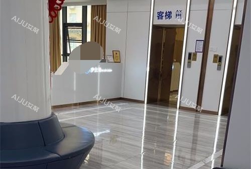 烟台曙光整形医院前台电梯