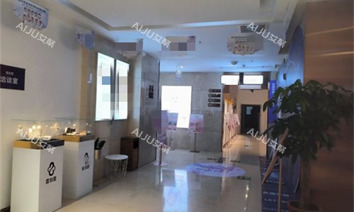 郑州壹加壹整形走廊展示图