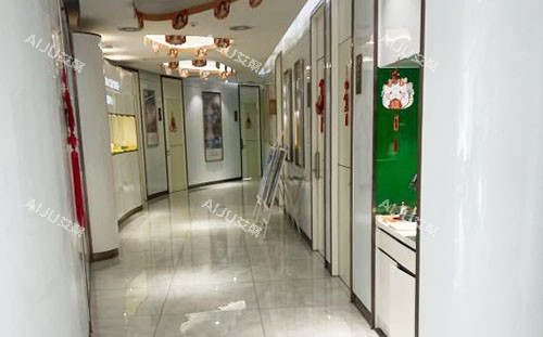 常熟时代医疗美容走廊实拍图 常熟时代医疗美容走廊实拍图