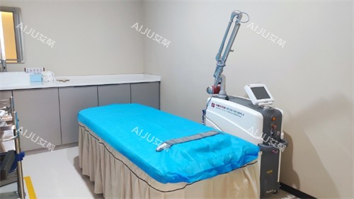 成都新华医院整形科治疗室