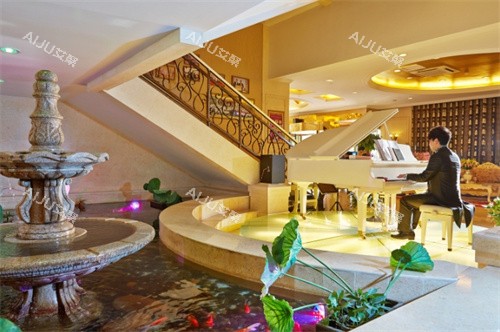 杭州维多利亚整形大厅钢琴区 杭州维多利亚整形大厅钢琴区