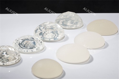 隆胸假体展示图 隆胸假体展示图