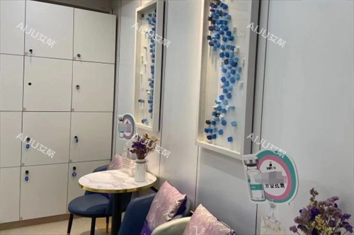 沈阳腾采整形储物柜及休息区一角 沈阳腾采整形储物柜及休息区一角