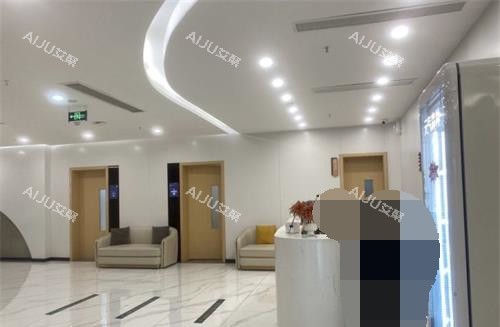 成都军大整形医院 大厅