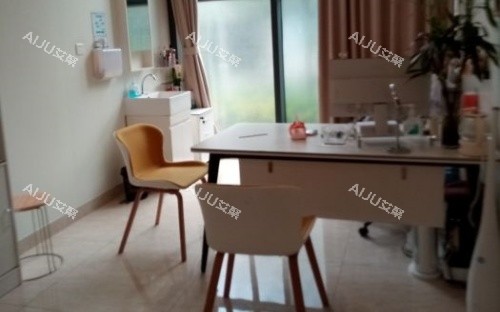 成都东篱整形医院面诊室示意图