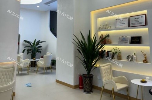 郑州喜丽整形荣誉墙示意图 郑州喜丽整形荣誉墙示意图