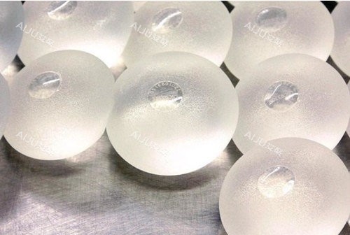 隆胸假体展示图片