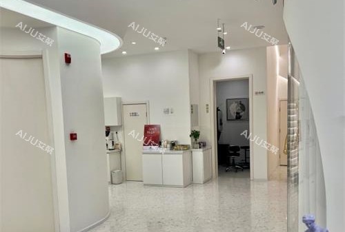 北京黄寺医院内部大厅环境 北京黄寺医院内部大厅环境