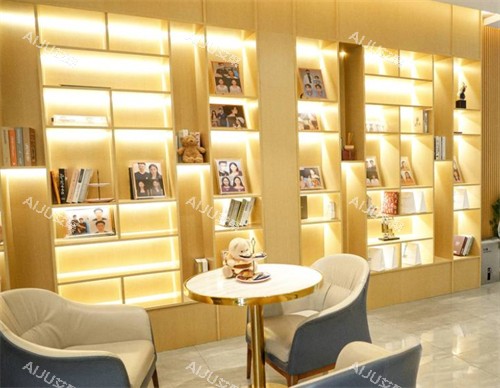 郑州芊美整形等候区