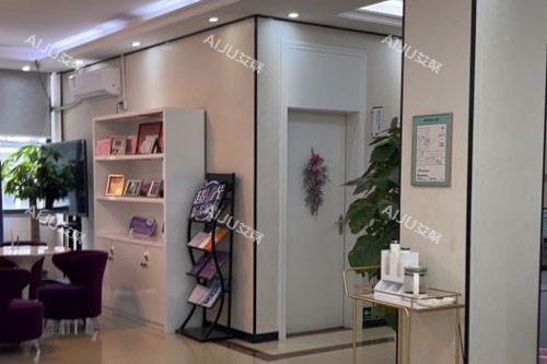 广州广大整形医院大厅环境图