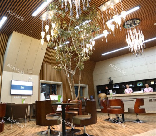 长春中妍奥拉克医疗美容三楼接待区