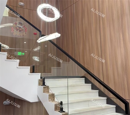 盐城金希颜医疗美容楼梯口 盐城金希颜医疗美容楼梯口