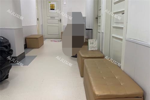 重庆时光整形医院等候区