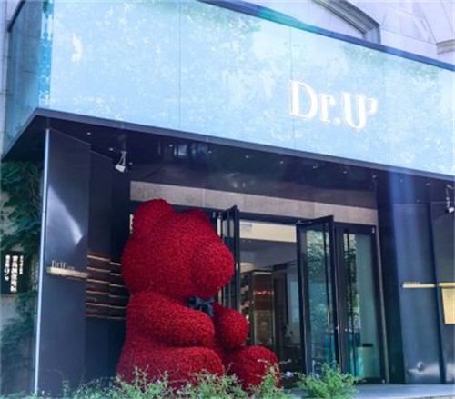 青岛博士医学美容怎么样？多元美学空间+新型三位一体会诊沟通模式