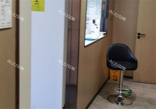 深圳非凡整形诊疗室门口