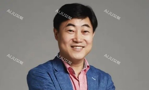 黄寅守个人照
