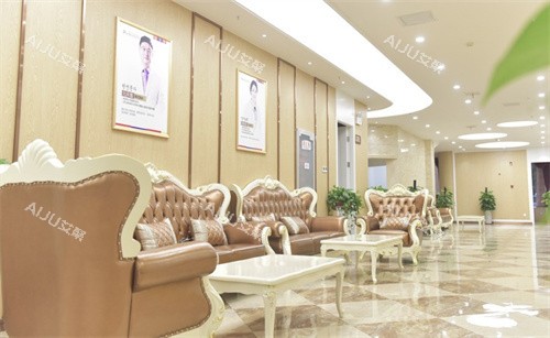 合肥壹加壹医疗美容大厅