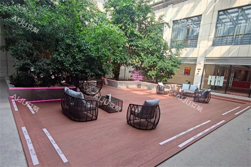 嘉兴艺星医疗美容门诊部庭院休息区 嘉兴艺星医疗美容门诊部庭院休息区