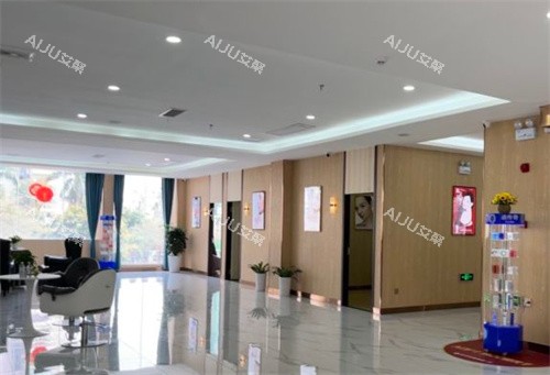 钦州华美医疗美容医生找谁？明星医生徐新星：专攻轻医美380元起！扒出擅长项目及网友口碑~