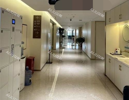 云南昆明韩辰医疗美容医院走廊环境