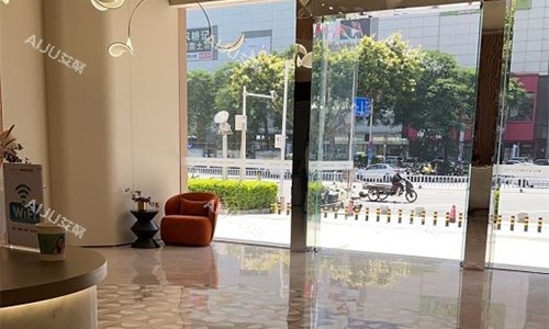 惠州鹏爱医院大厅区域 惠州鹏爱医院大厅区域