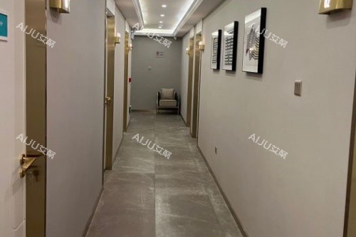 武汉韩辰医疗美容医院走廊