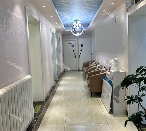 北京紫洁俪方医疗美容的走廊