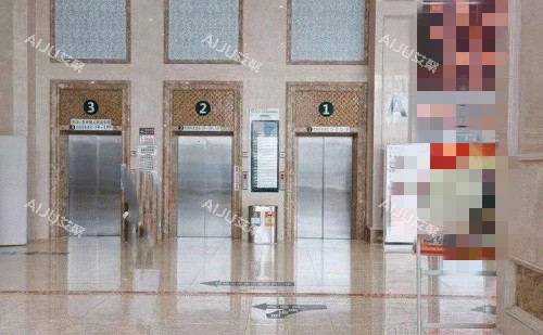 成都友谊医院电梯处环境示意图