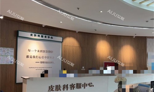 成都李烈医生怎么样？李烈医生做抽脂/脂肪填充都十分有名，技术娴熟|经验多|口碑好