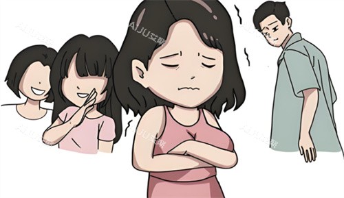 乳房硕大困扰