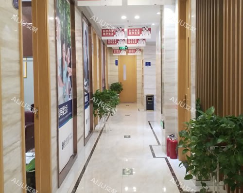 合肥曙光植发走廊环境图 合肥曙光植发走廊环境图