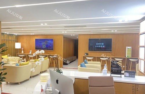 成都艺星医疗美容大厅环境实拍图