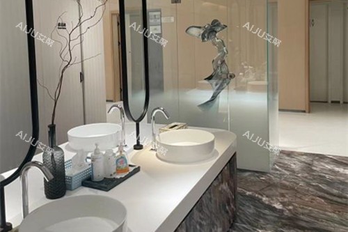 成都崔玮医生治疗腋臭怎么样？他做5g激光腋臭抽吸术十分出色，技术好|成效显著|口碑在线