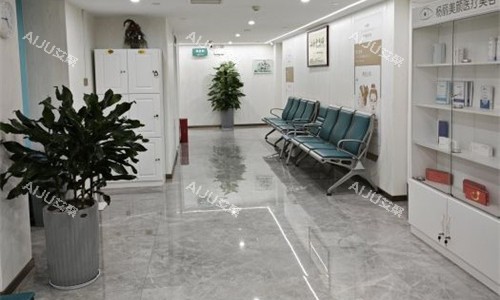 郑州杨丽美颜医疗美容走廊环境展示 郑州杨丽美颜医疗美容走廊环境展示