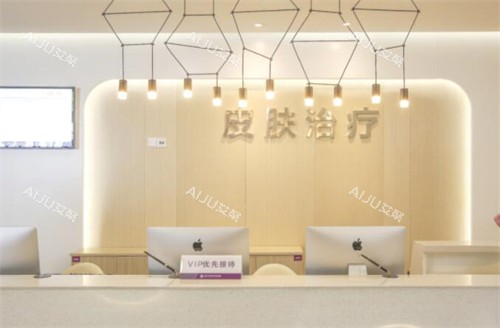 重庆华美李任隆鼻怎么样？这有李任医生简介、隆鼻技术特色及隆鼻真实口碑等信息