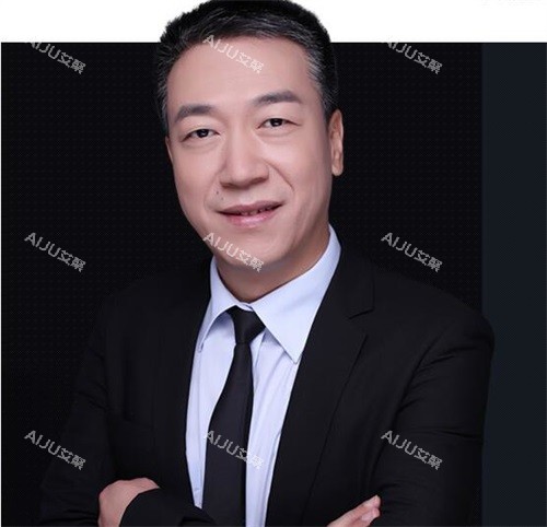 北京圣嘉新医疗美容医院张笑天