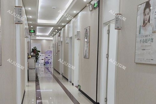 广州广大整形医院看诊区